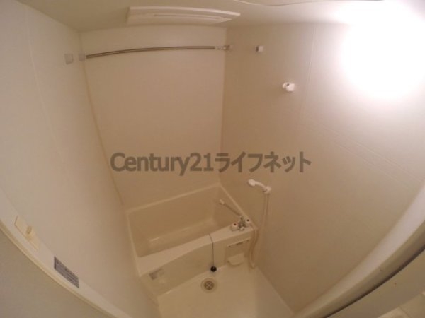 クリーデンス新大阪