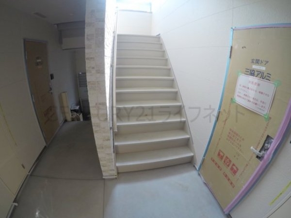 フジパレス十三北2番館