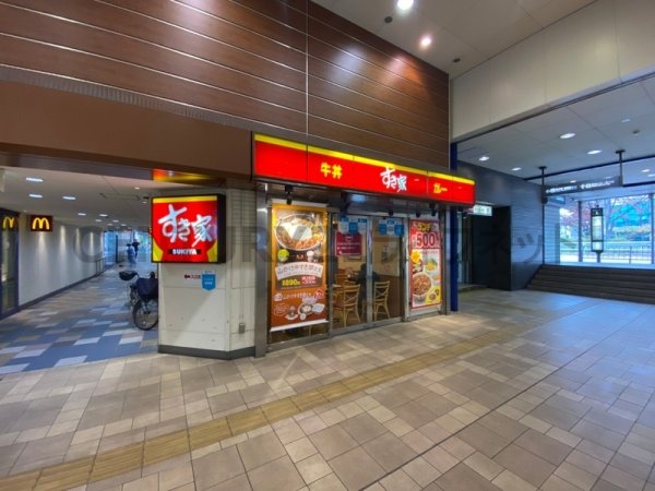 サンクステル(すき家阪神野田駅前店)