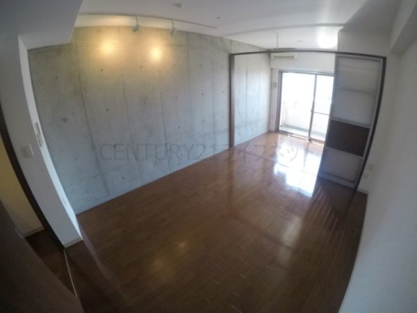 アーバンフラッツ江坂