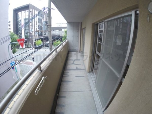 大阪市淀川区東三国６丁目のマンション