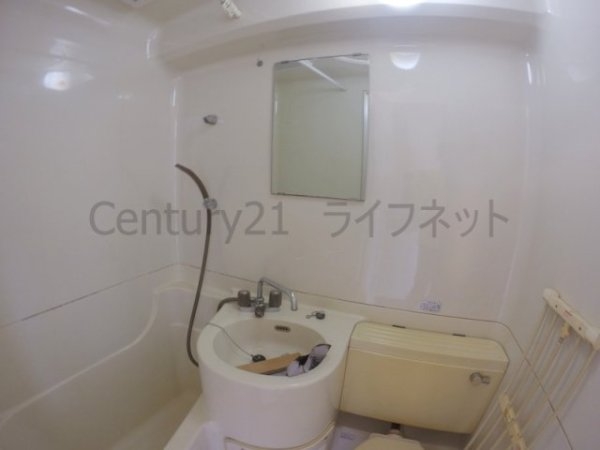 ラ・セレッソ西中島