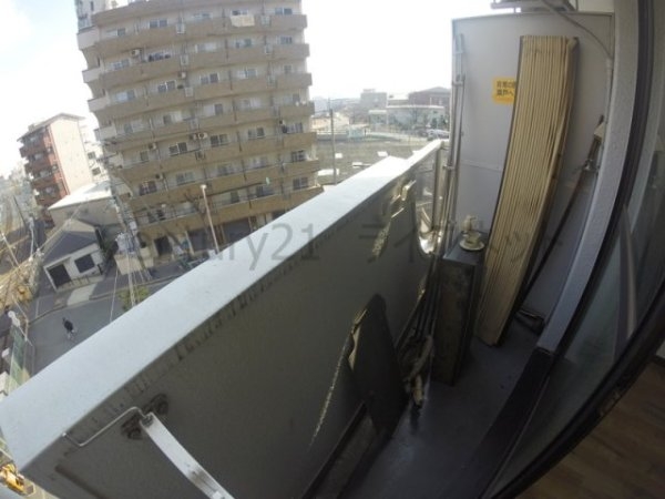 ラ・セレッソ西中島