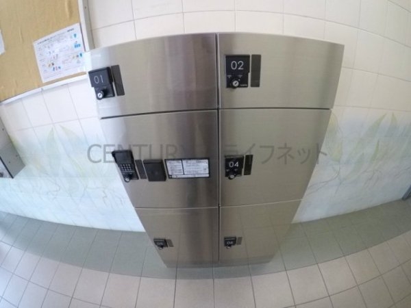 ラ・セレッソ西中島