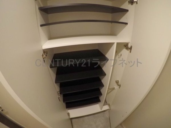 セレニテ西中島アリア壱番館