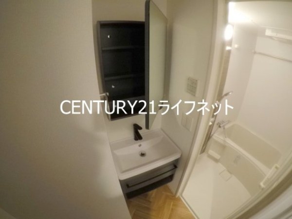 セレニテ新大阪ミラク弐番館