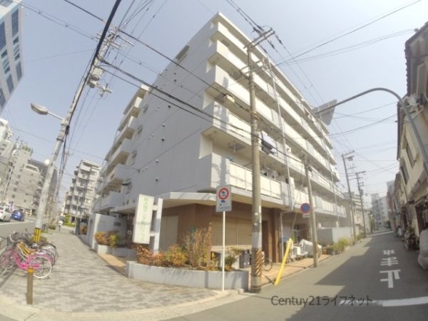 大阪市淀川区東三国2丁目のマンション