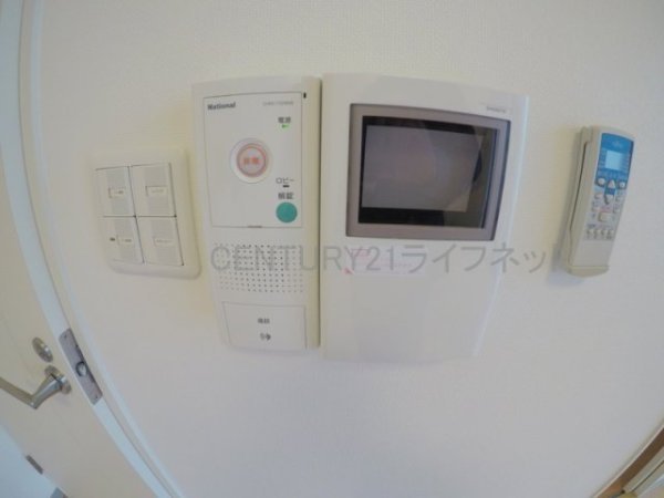 ドゥーエ江坂1