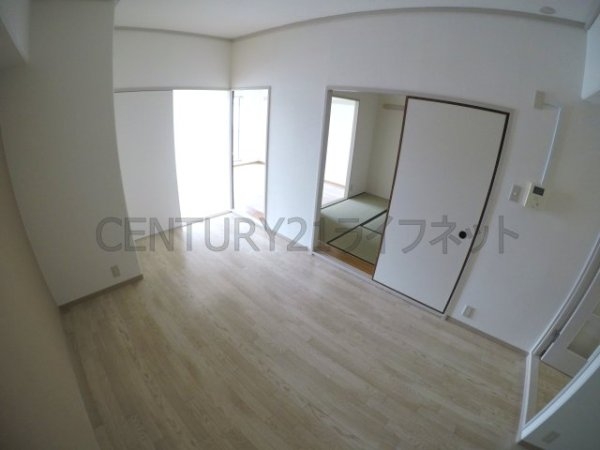 大阪市淀川区十三本町２丁目のマンション