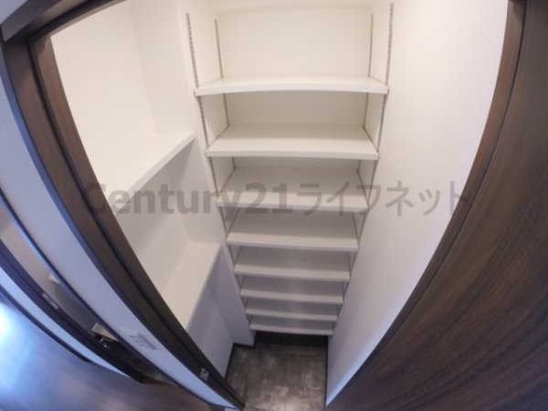 大阪市淀川区西中島３丁目のマンション