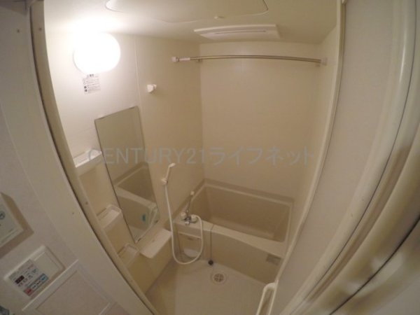 プレサンス大阪江坂