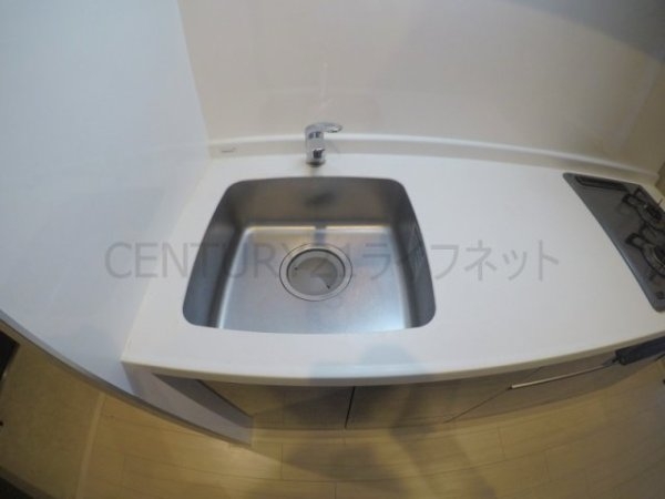 プレリエ江坂