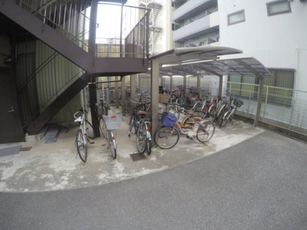 吹田市垂水町３丁目のマンション
