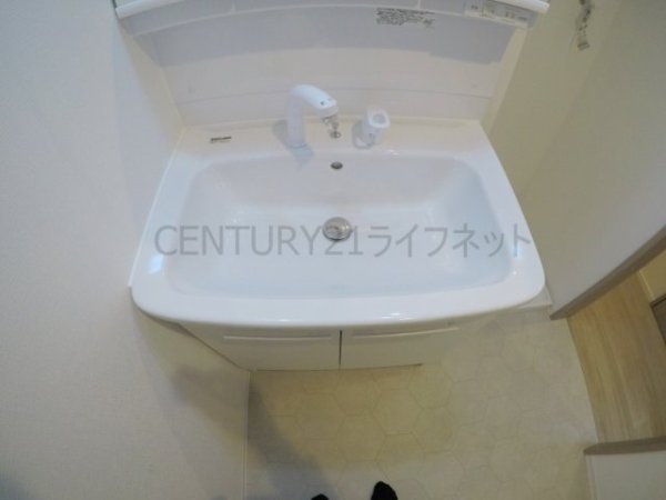 アヴェニール中崎