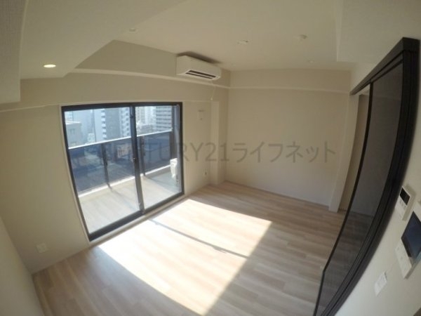 シーズンフラッツ中崎