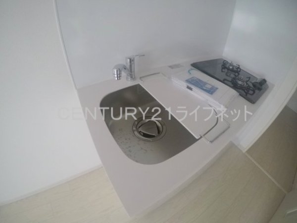 アドバンス江坂東デパール