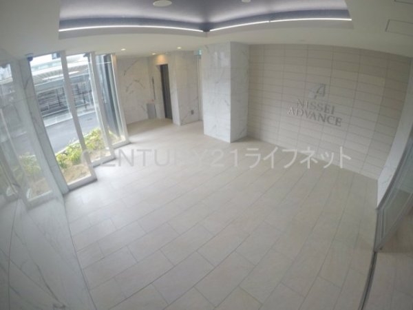 アドバンス江坂東デパール