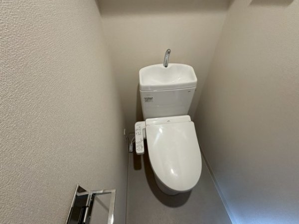 プレサンス東三国エンブレイス