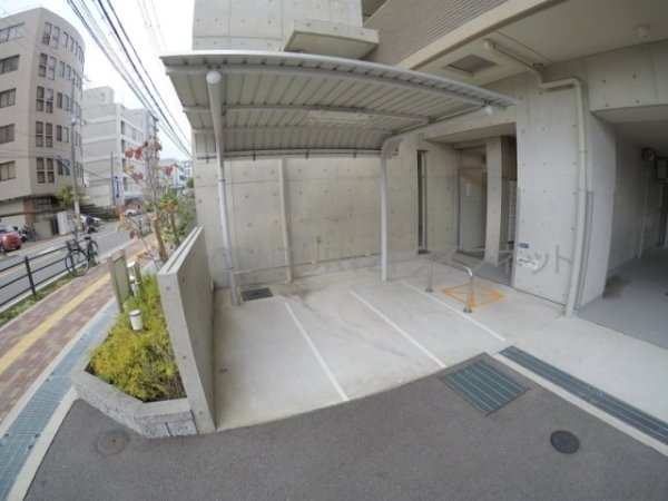 エムディアイジェイ江坂コート
