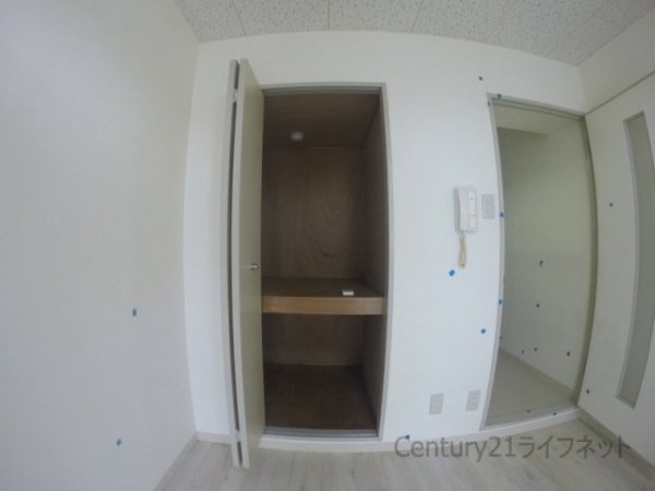 ISハイツ西中島