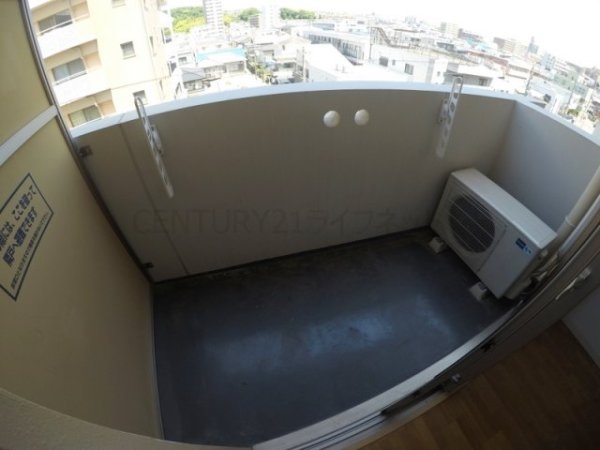 セレニテ江坂四番館