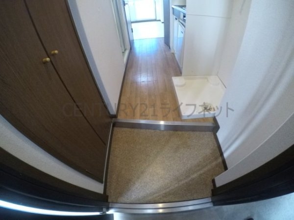 ノイエ新大阪A棟