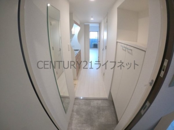 セレニテ江坂グランデ