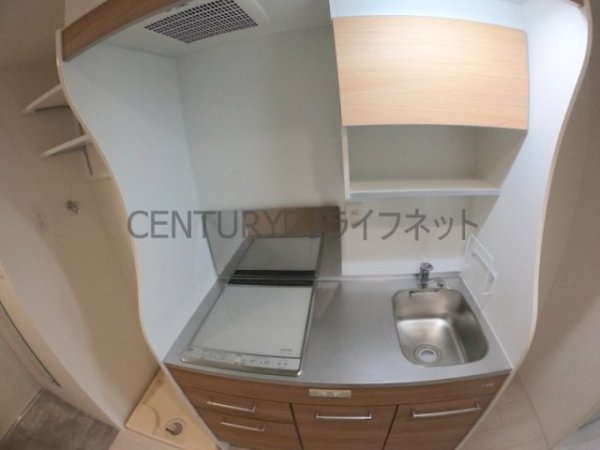 セレニテ江坂グランデ