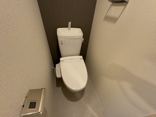 クレストコート江坂垂水町