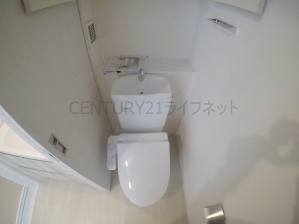 シーズンフラッツ梅田イースト