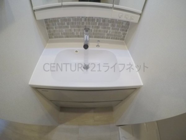シーズンフラッツ中崎