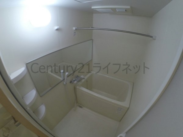 大阪市淀川区十三東３丁目のマンション