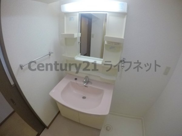 新大阪ファミール2（西館）