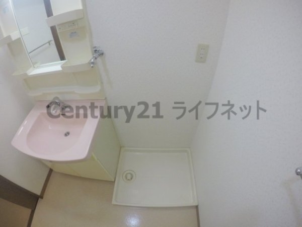 新大阪ファミール2（西館）