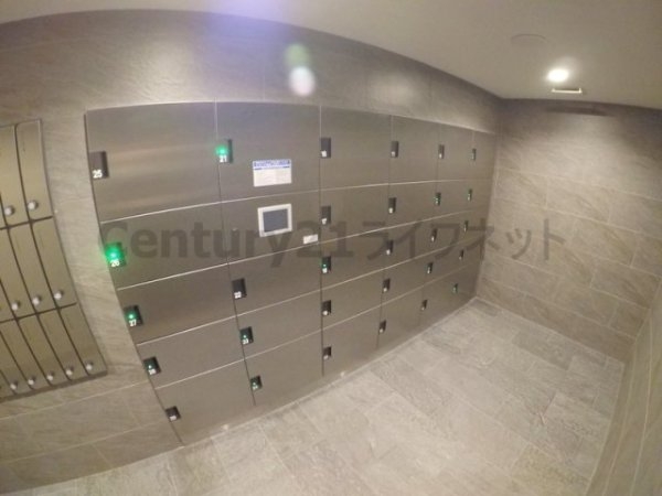 プレサンス新大阪ジェイズ