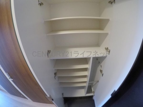 プレサンス淡路駅前