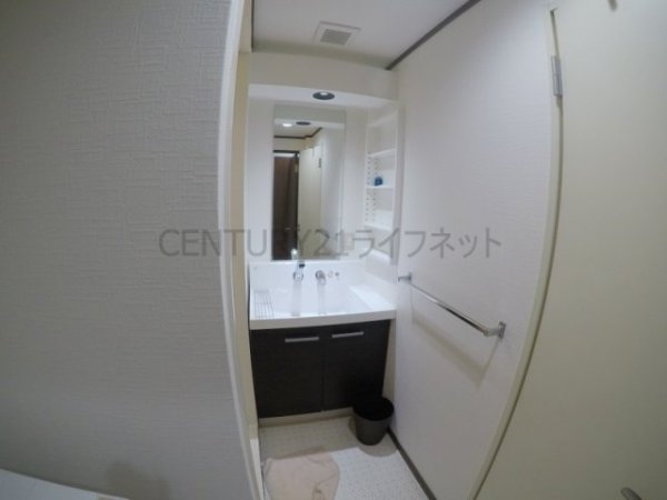 アスール江坂