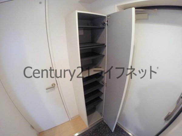 大阪市淀川区西中島４丁目のマンション