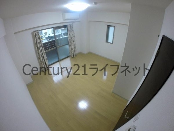 大阪市淀川区西中島４丁目のマンション