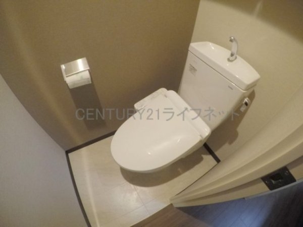 ファーストフィオーレ江坂垂水町