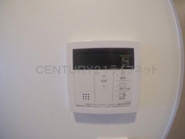 コンフォリアリヴ江坂江の木町Q