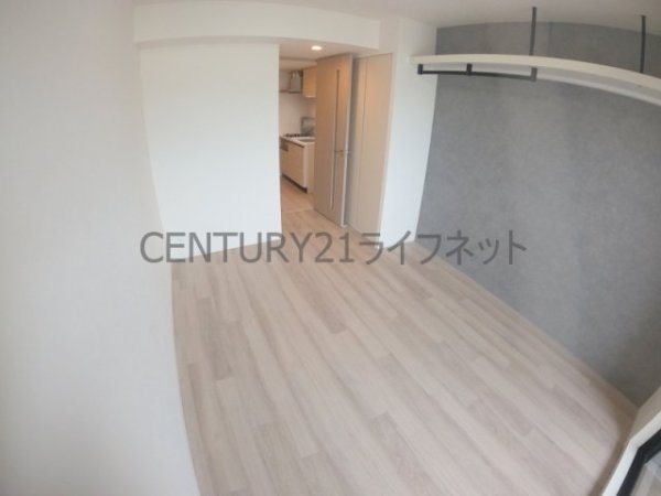 コンフォリアリヴ江坂江の木町Q