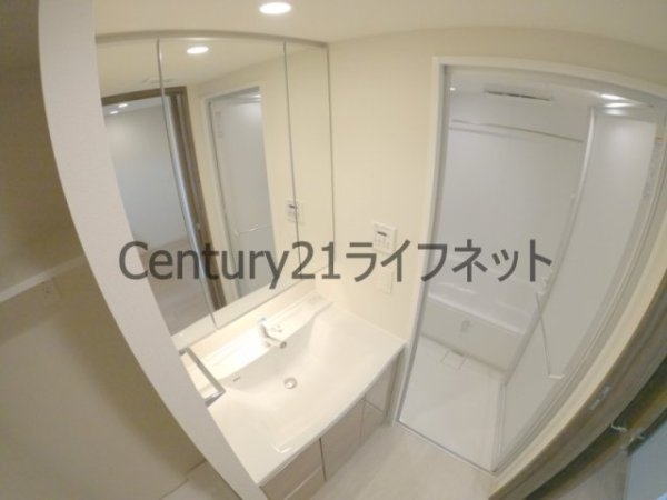 コンフォリアリヴ南森町Q