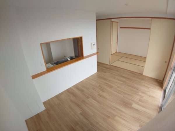 池田市緑丘２丁目のマンション