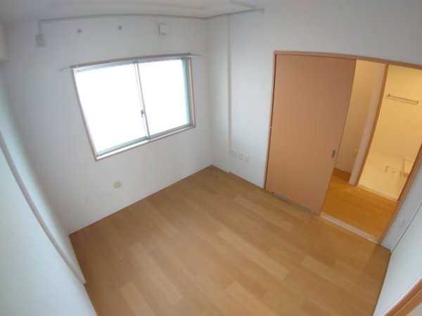 池田市緑丘２丁目のマンション