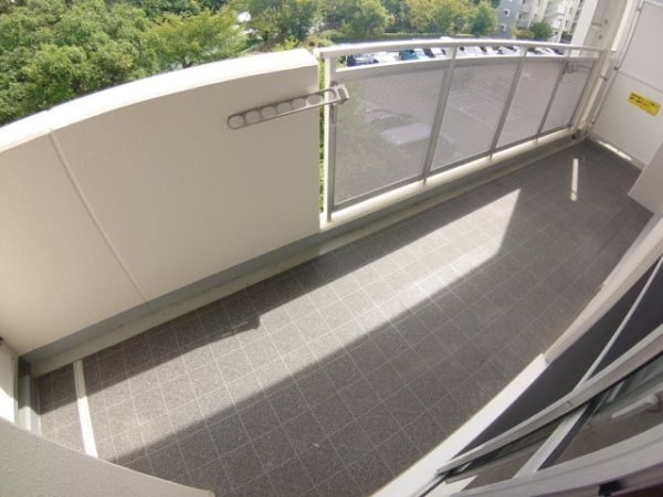 池田市緑丘２丁目のマンション