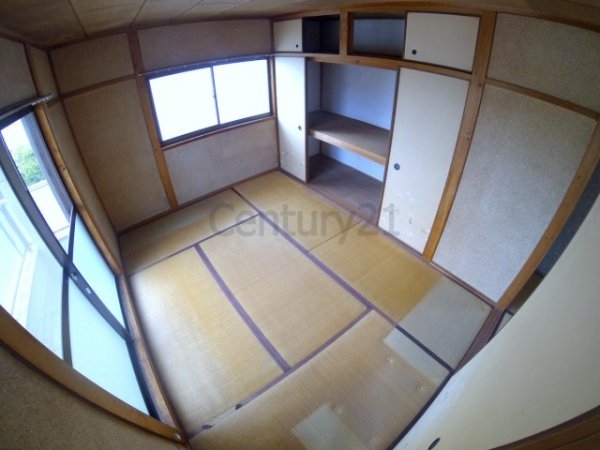 門戸岡田町貸家A棟