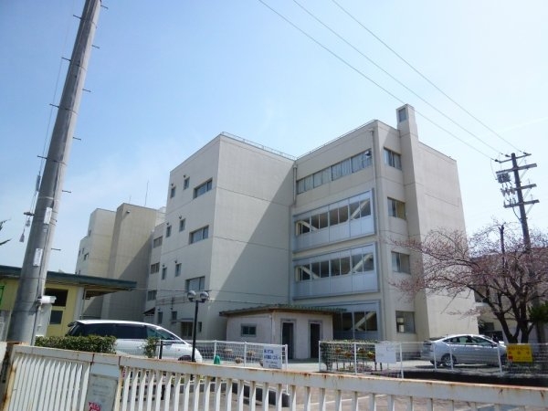 パルティール(宝塚市立　高司中学校)