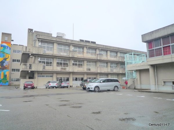 カネボウ宝塚グリーンマンション(宝塚市立 御殿山中学校)
