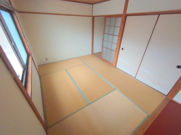 荻野西2丁目テラスハウス